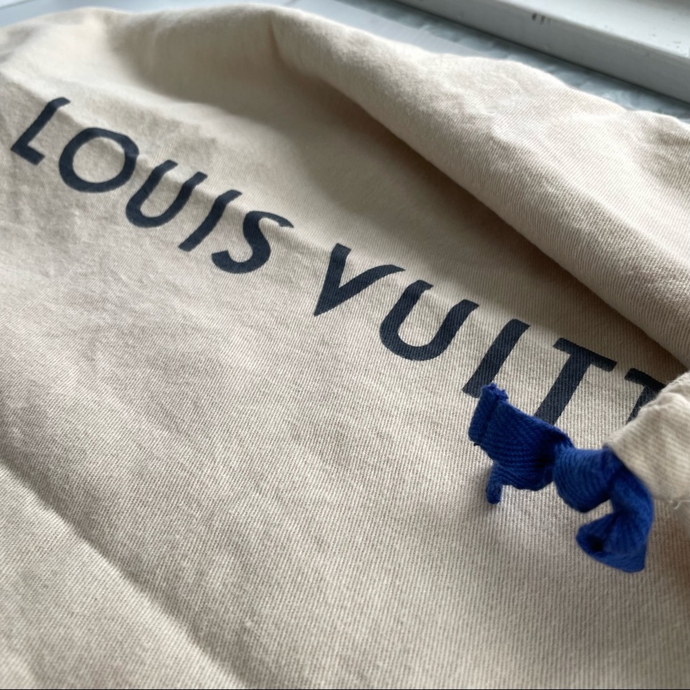 Louis Vuitton Drawstring Dust Bag - Picture 7 of 7